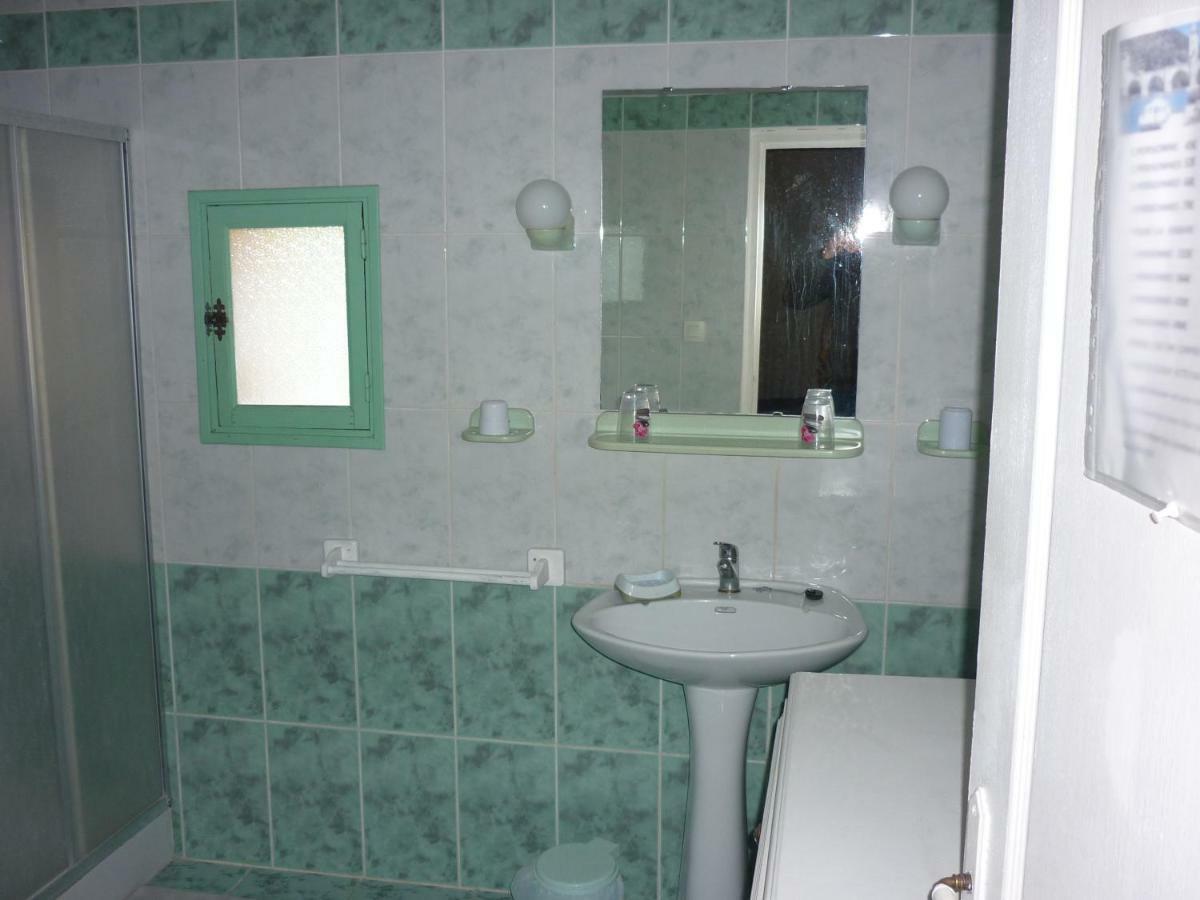 Domaine De Rode Buze Bed & Breakfast Кахор Екстериор снимка